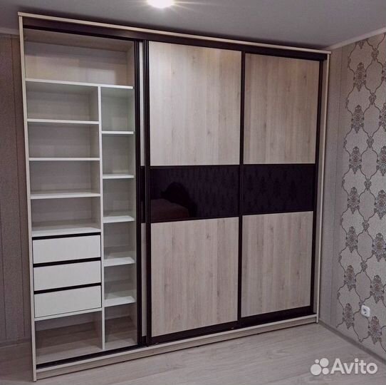 Шкаф с антресолью