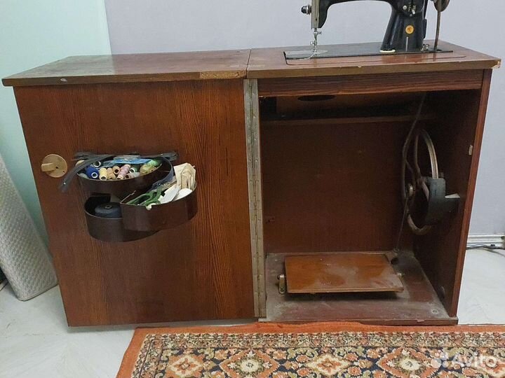 Швейная машинка