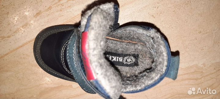 Ботинки(полуботинки) демис. для мальчика 22 размер