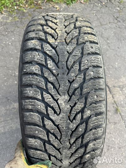 Nokian Tyres Hakkapeliitta 9 SUV 235/60 R18
