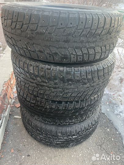 Michelin Latitude X-Ice 235/65 R17