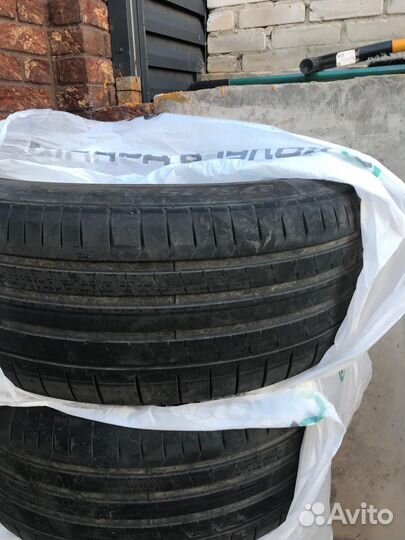 Pirelli P Zero 275/45 R21 110Y