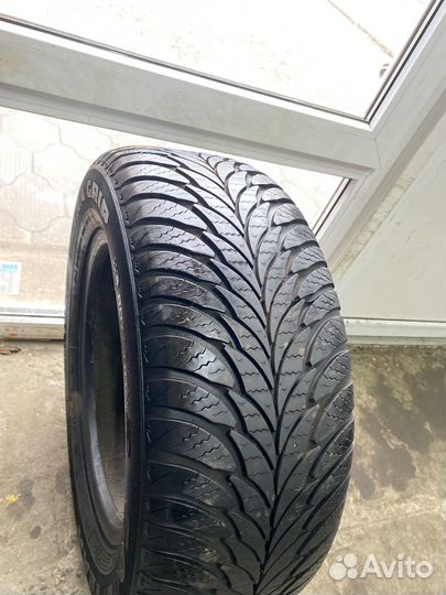 Goodyear Eagle Ultra Grip 235/60 R16 100H