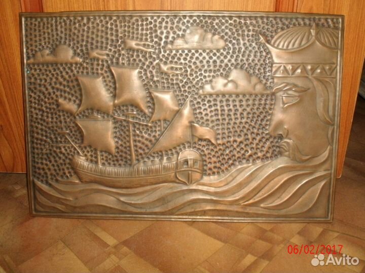 Чеканка на стену 