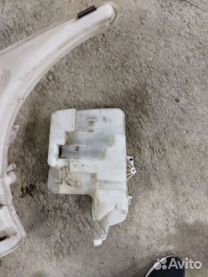 Бачок стеклоомывателя Бмв