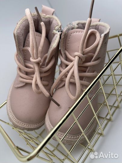 Ботинки для девочки