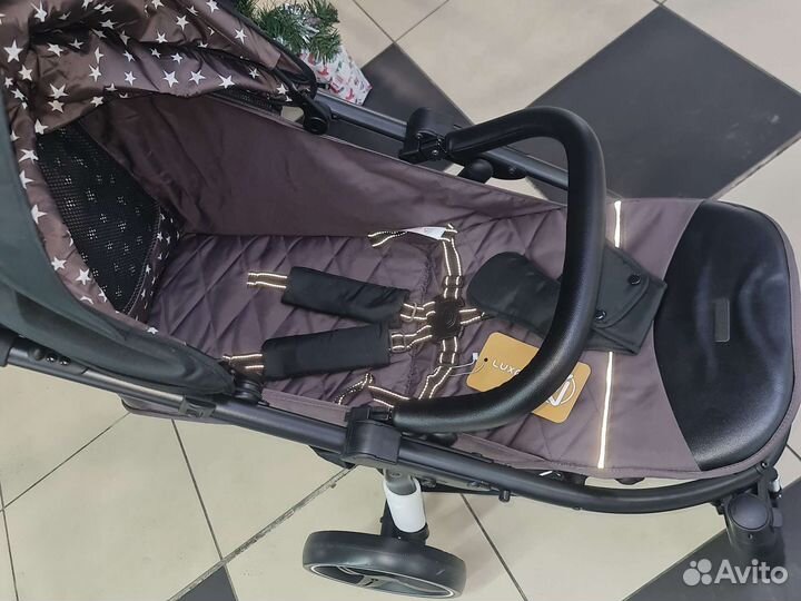 Коляска LuxMom G30
