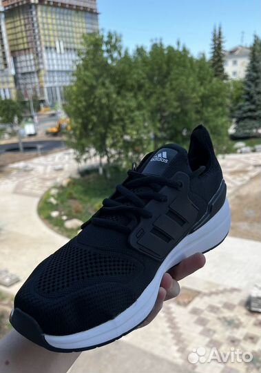 Adidas мужские кроссовки