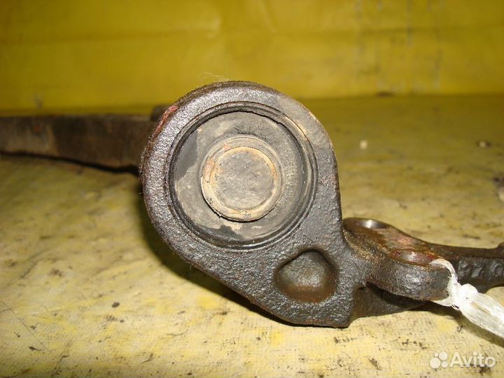 Рычаг Nissan Sunny FNB15 (Переднее Левое)