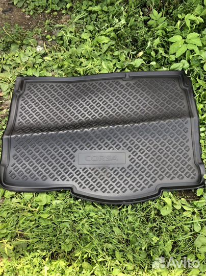 Коврик в багажник Corsa