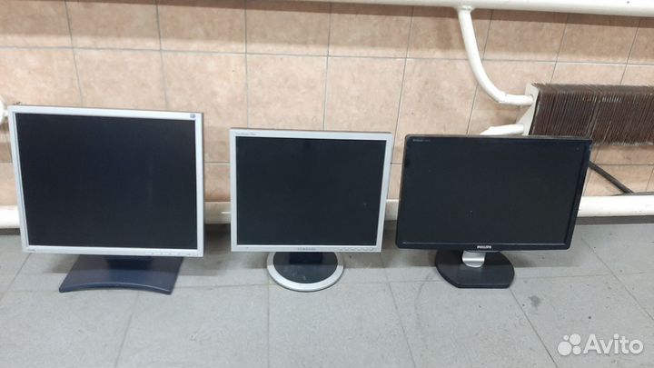 Монитор Samsung