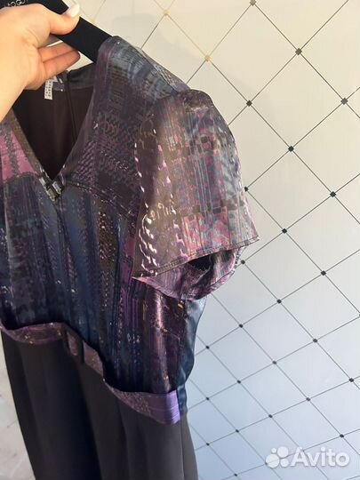 Стильное платье