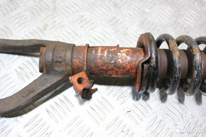 Амортизатор передний правый Honda Civic 1988-1991