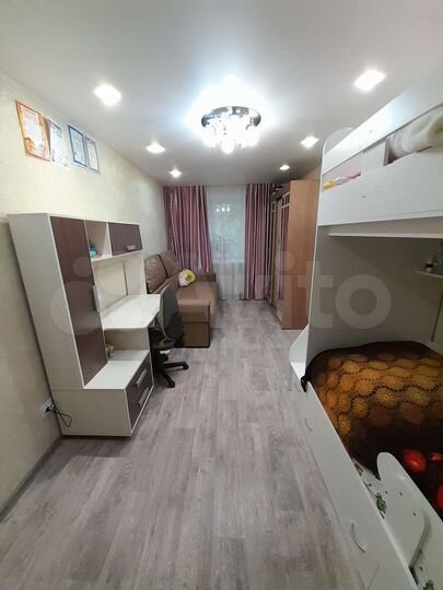 2-к. квартира, 47 м², 2/5 эт.