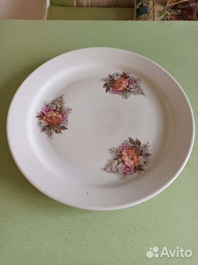 Большая тарелка блюдо