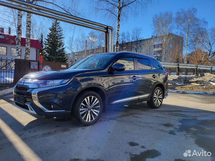 Mitsubishi Outlander 2.0 CVT, 2021, 39 250 км