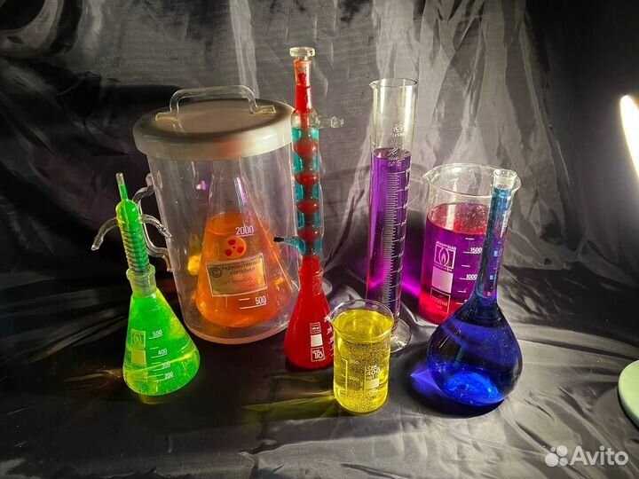 Лабораторная посуда для интерьера и декораций