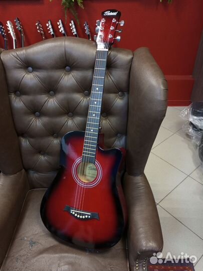Акустическая гитара Белуччи новая