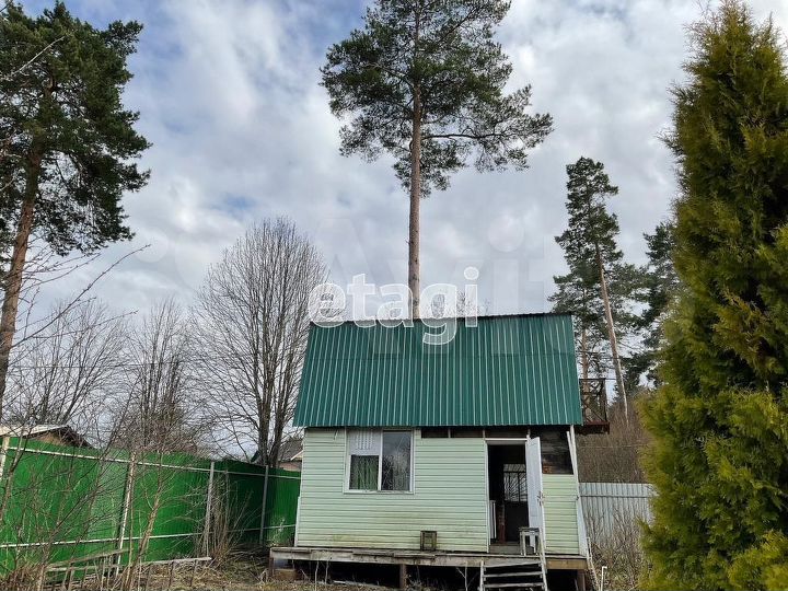 Дача 33 м² на участке 6,6 сот.