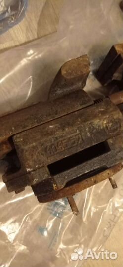 Коллекция тиски слесарные