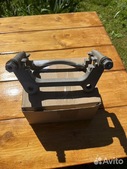 Ступица передняя skoda octavia a7 1.8