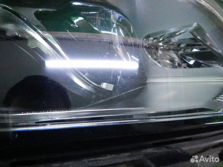 Фара правая Mercedes-Benz GLE