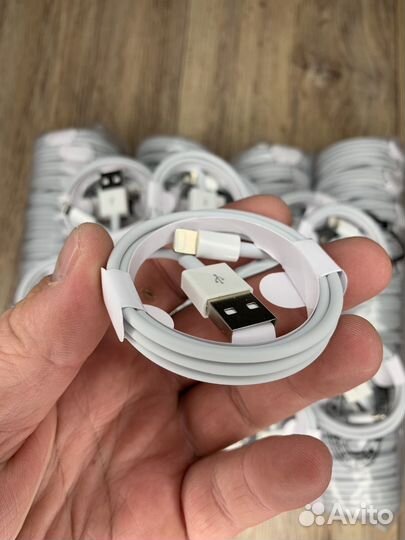 Зарядка Apple USB / Lightning есть В наличии