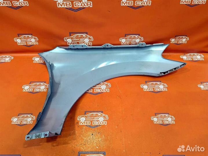 Крыло переднее левое w164 ML-class 3.0 2008