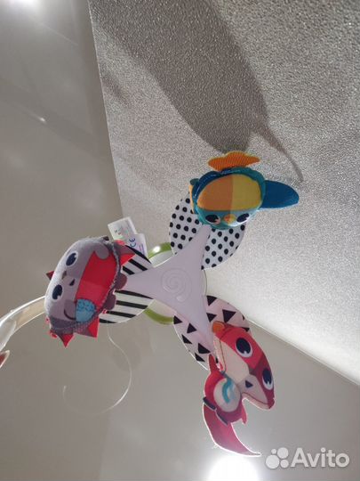 Мобиль на детскую кроватку