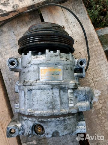 Компрессор кондиционера VAG
