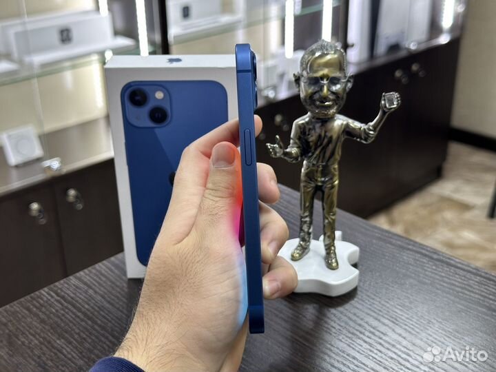 iPhone 13, 256 ГБ