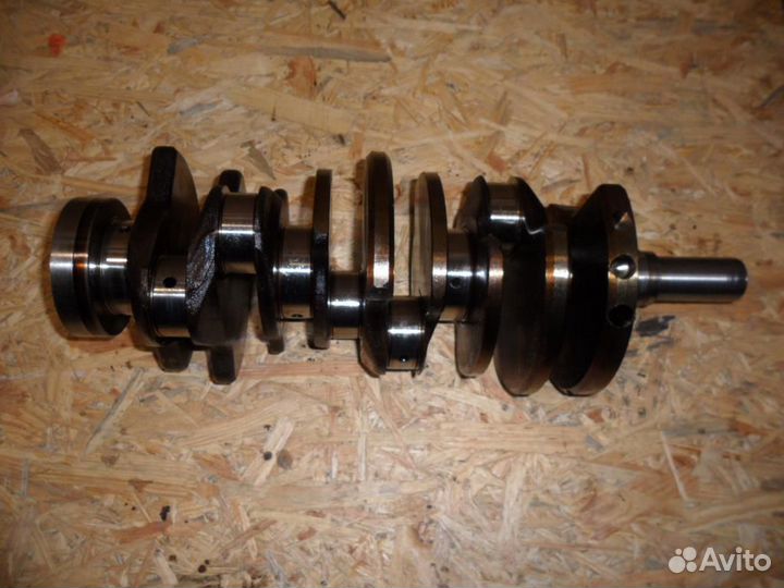 Коленвал Jaguar S-Type (X200) 2005