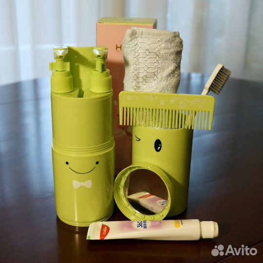 Подарочный набор для средств гигиены / новый
