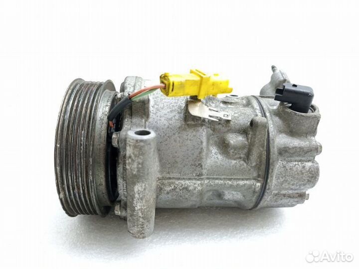 Компрессор кондиционера Peugeot 207