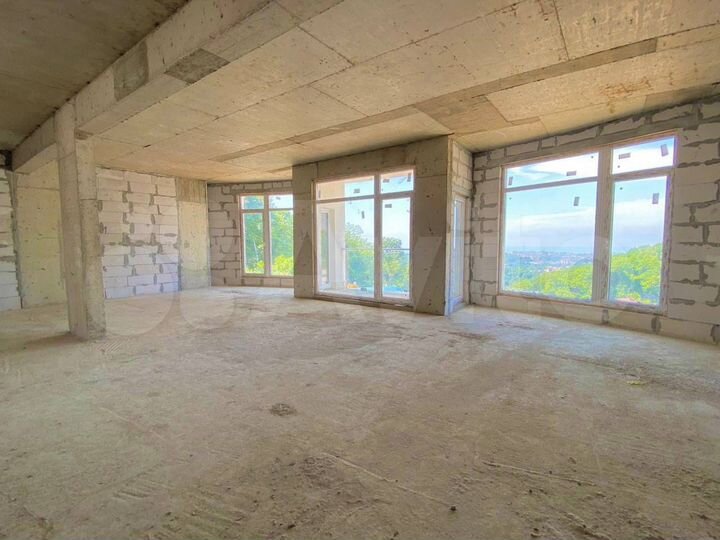 Коттедж 347 м² на участке 6,6 сот.