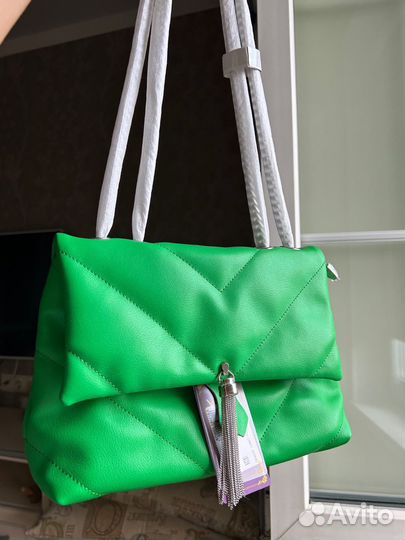 Сумка натуральная кожа зеленая новая
