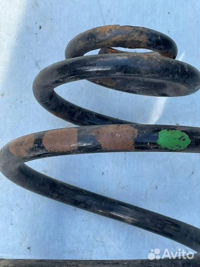 Пружина задняя 3B0511115S