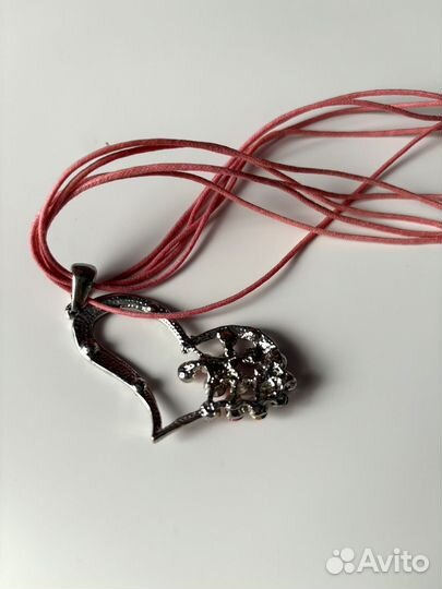 Чокер с кулоном сердце