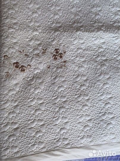 Покрывало на кровать 180х220 новое