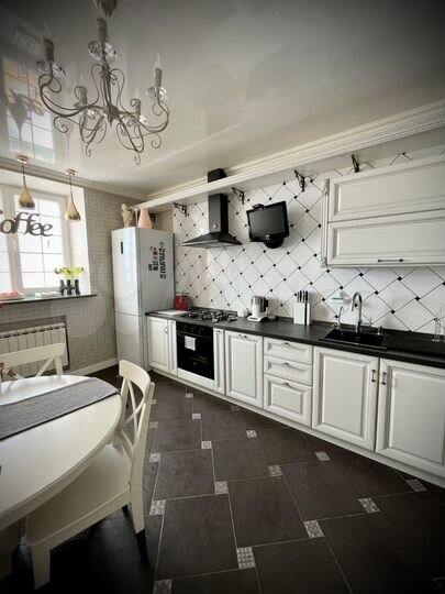 2-к. квартира, 78 м², 10/10 эт.