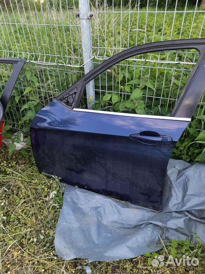 Дверь передняя левая бмв Х1 2011г