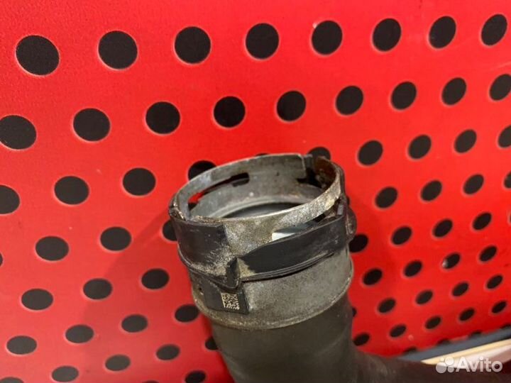 Патрубок радиатора Mercedes-Benz E-Class W213