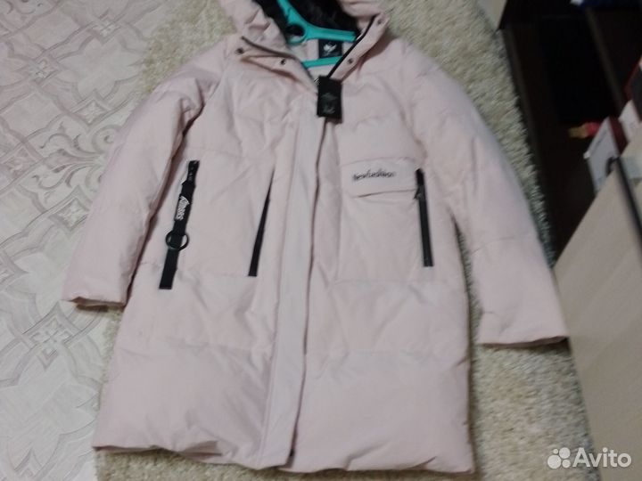 Пуховик зимний женский новый р 48