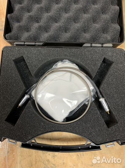 Цифров. кабель Silent Wire Digital 8 rca 0.6 м