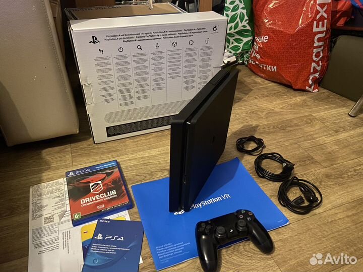 PS 4 Slim/ 40 игр/2020г