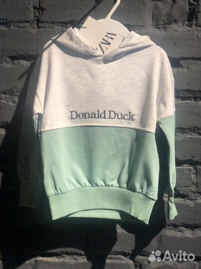 Спортивный костюм для девочки