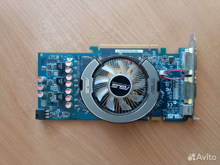 Материнская плата с процессором