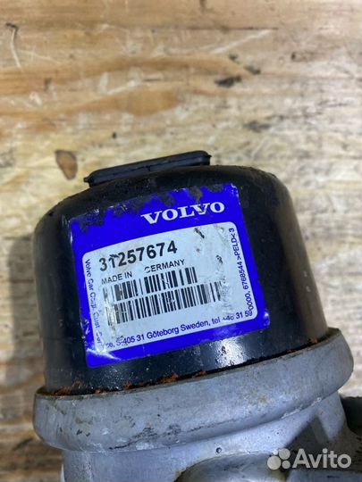 Подушка двигателя правая Volvo S80 AS98 B6324S