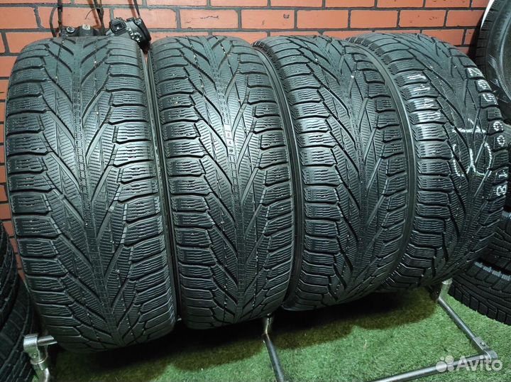 Nokian Tyres Hakkapeliitta R2 SUV 265/60 R18 114R