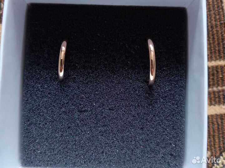 Золотые серьги